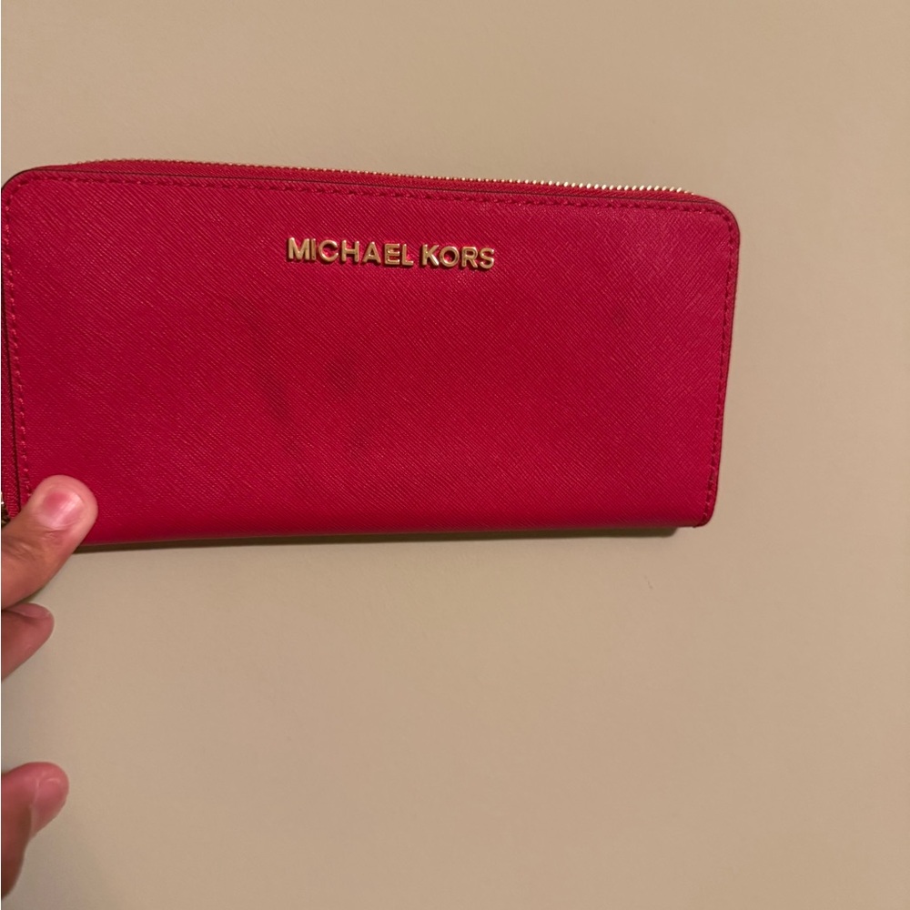 Michael Kors Scarlet Zip-Around Wallet